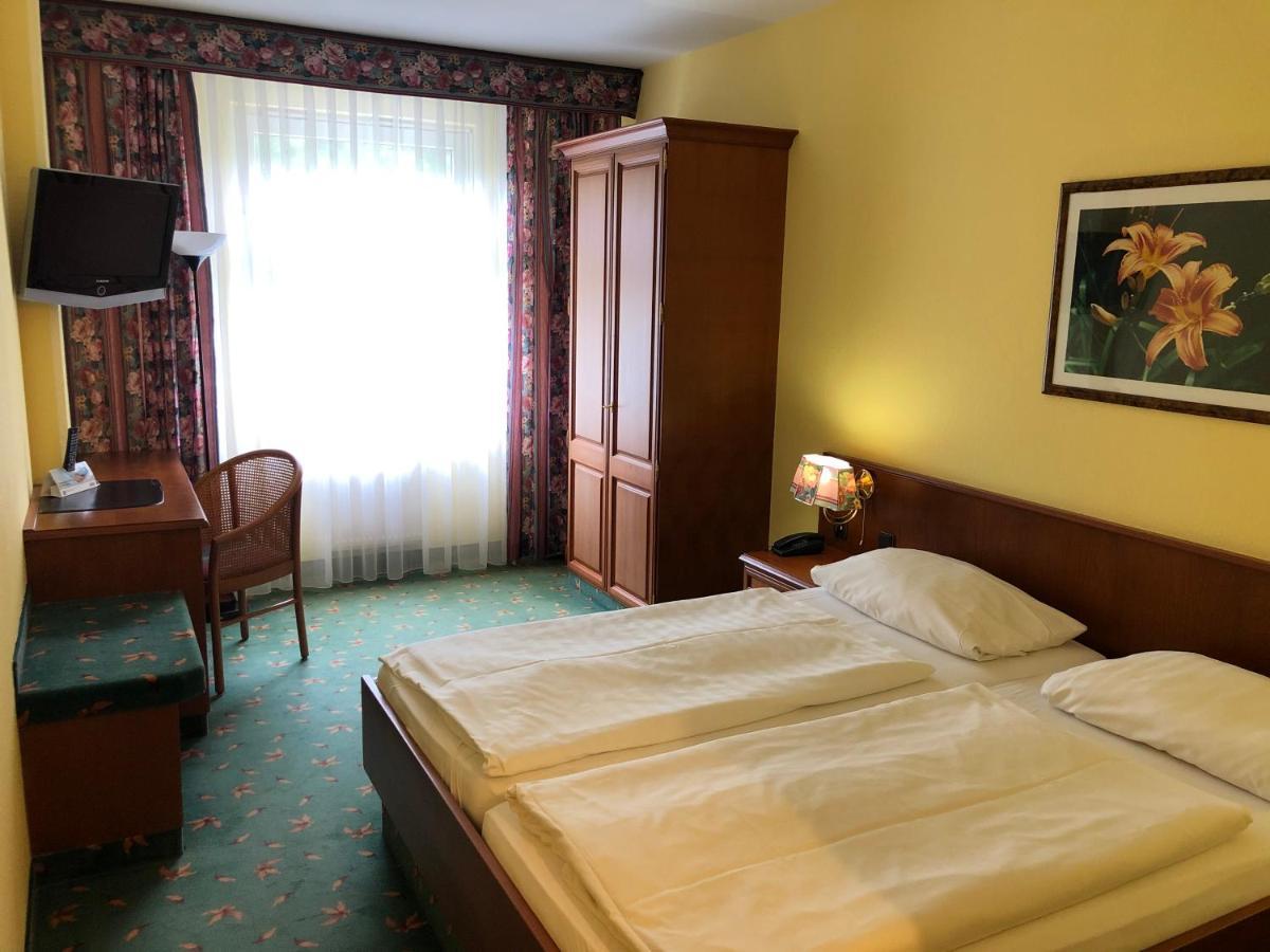 Brandiser Parkhotel ภายนอก รูปภาพ